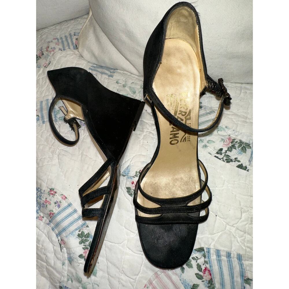 SALVATORE FERRAGAMO SUEDE WEDGE STRAPPY SANDALS W/ RHINESTONE BUCKLES 7.5N